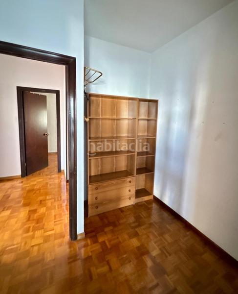 Foto 26c3bbab-f43a-4ca0-9244-fdcdc813f0f8. Piso amplio piso con plaza de garaje en bahía blanca en Cádiz