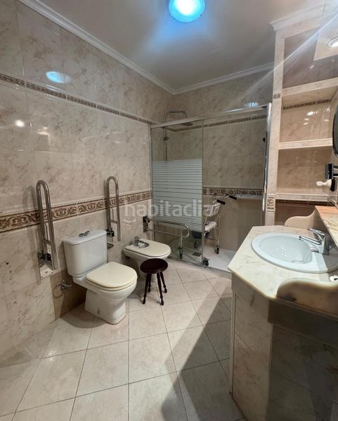 Foto 541c168b-e7e8-490d-aac5-82eb7a13253c. Piso amplio piso con plaza de garaje en bahía blanca en Cádiz