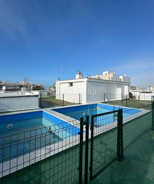 Foto 7a363f77-c148-436f-b986-d38caf1c91b5. Piso amplio piso con plaza de garaje en bahía blanca en Cádiz