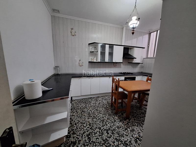 Foto 0e717da3-53a2-4d7a-a735-79cccb8410e7. Piso amplia y luminosa vivienda en centro de cadiz!!! en Cádiz