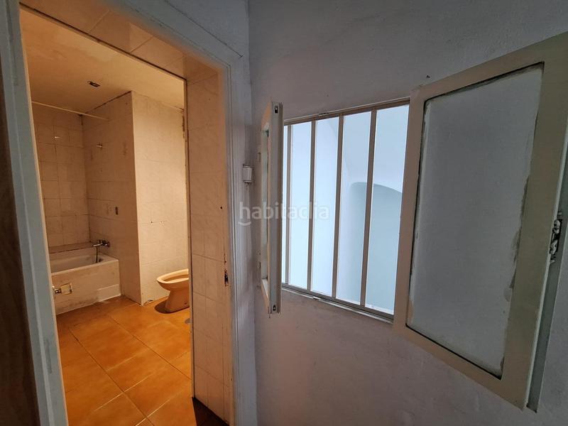 Foto 0f401b9a-e9dd-443d-804c-28389878baec. Piso amplia y luminosa vivienda en centro de cadiz!!! en Cádiz