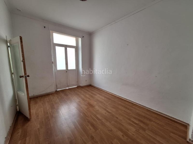 Foto 2df84301-fbd1-4154-81b5-47919d96cf25. Piso amplia y luminosa vivienda en centro de cadiz!!! en Cádiz