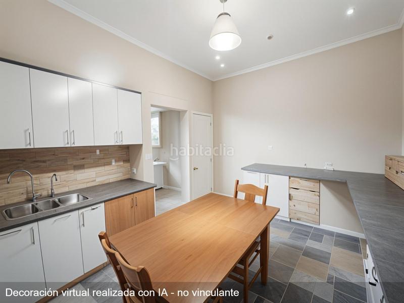 Foto f2c5522c-9d6a-4c20-ab4c-fb72fcf99388. Piso amplia y luminosa vivienda en centro de cadiz!!! en Cádiz