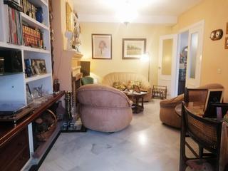 Casa adossada a Crevillet. En exclusiva casa adosada!