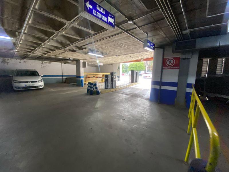 Foto c5d41682-d513-44c6-8c22-4c2cb043cf19. Posto auto in Paseo Marítimo - San José - La Laguna Cádiz