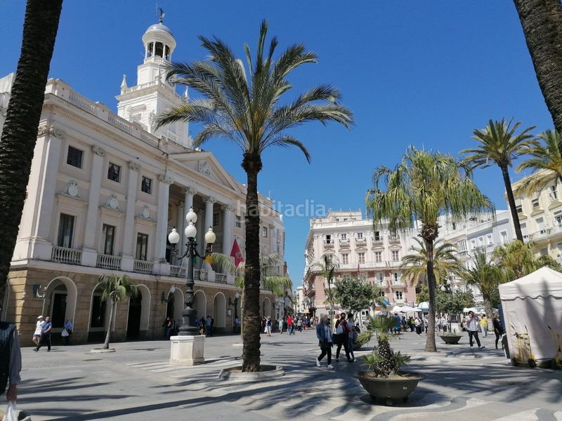 Foto c30bbe2f-0b4e-495e-8ab1-4777e6169ed3. Pis a Centro Histórico Cádiz