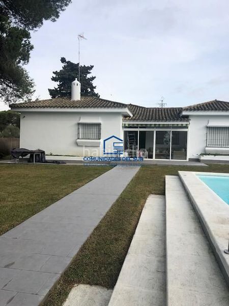 Foto 5a1638ab-3baf-4a17-b8cf-d52c38ffeede. Lloguer xalet amb aparcament piscina a Vistahermosa Puerto de Santa María (El)