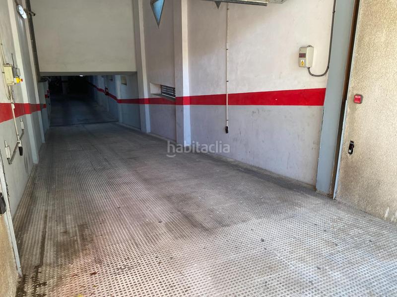 Foto 609a7f8d-31d5-4b64-ae11-dd7a00eaf333. Autoparkplatz in astilleros - la paz - loreto - el corte inglés Cádiz