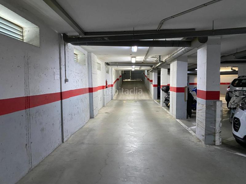 Foto 73f63c18-d9a7-45a9-ae1e-052920c354dc. Autoparkplatz in astilleros - la paz - loreto - el corte inglés Cádiz