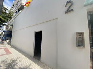 Business premise in Avenida CERRO FALON (DEL)