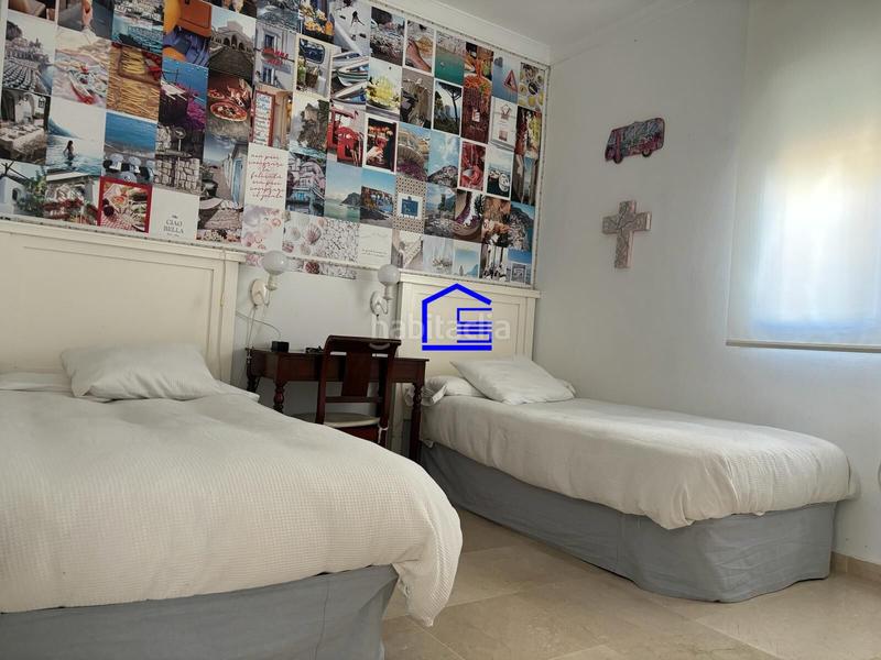 Foto ae762b36-00e0-44b6-b048-57729d7db5aa. Casa aparellada amb aparcament a El Águila Puerto de Santa María (El)