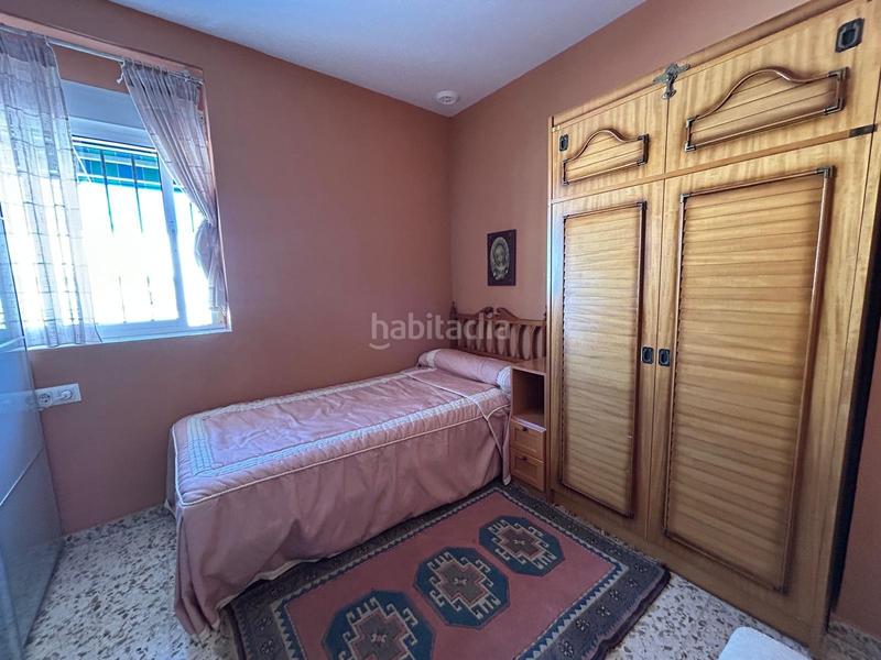 Foto a4c278ca-a33a-4129-a0db-7641f26f4563. Casa adosada amplia casa adosada con terraza soleada y plaza de garaje en San Fernando