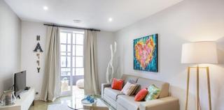Location Appartement  Calle comandante barberan. Piso de lujo completamente renovado