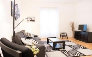 Location Appartement  Calle patrocinio. Piso amueblado con dos habitaciones  la viña