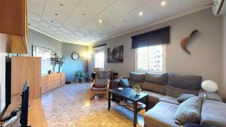Location Appartement  Carrer pin i soler. Confortable piso completamente reformado