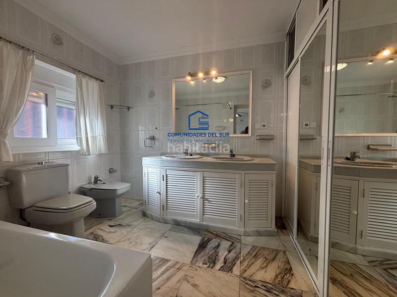 Foto dc2e6db6-bd6b-4f43-8ec4-990dbae4ef9b. Chalet avec parking dans Vistahermosa Puerto de Santa María (El)