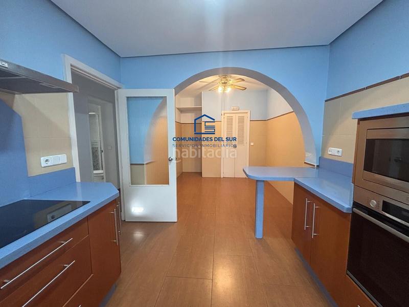 Foto fb84afd0-0b40-4bb3-8c43-f0b12b7223b2. Chalet avec parking dans Vistahermosa Puerto de Santa María (El)