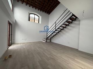 Pis a Vallesequillo. Lofts nuevos a estrenar en antiguo casco de bodega en jerez