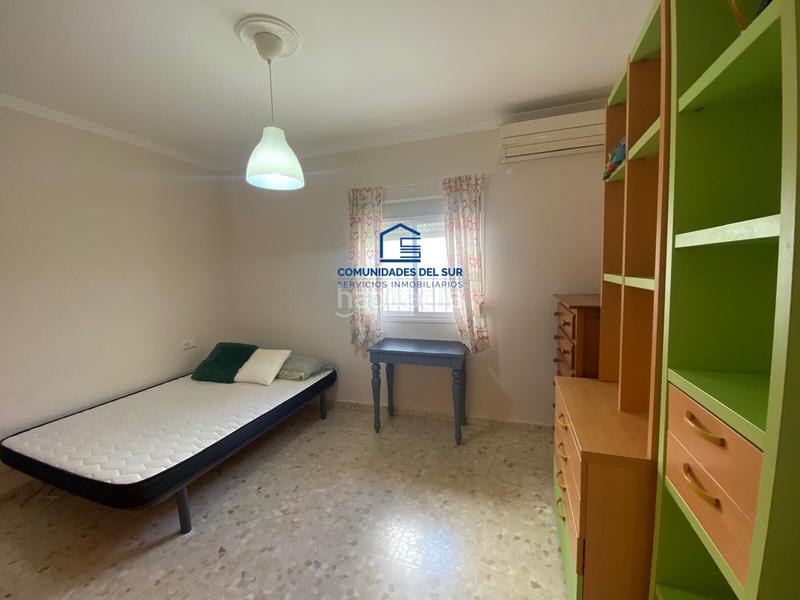 Foto 6491edd7-213c-4d74-ac2a-1ee1fc57f050. Alquiler piso alquiler anual centro historico en Centro Histórico Cádiz