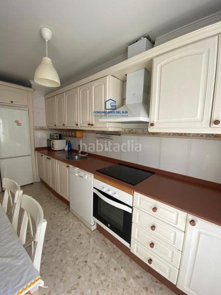 Foto b0c6199b-fb65-414c-bcbe-57020411d1ea. Alquiler piso alquiler anual centro historico en Centro Histórico Cádiz