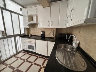Flat in Paseo Marítimo - San José - La Laguna. Buscas un piso de 4 dormitorios con terraza junto a la playa de
