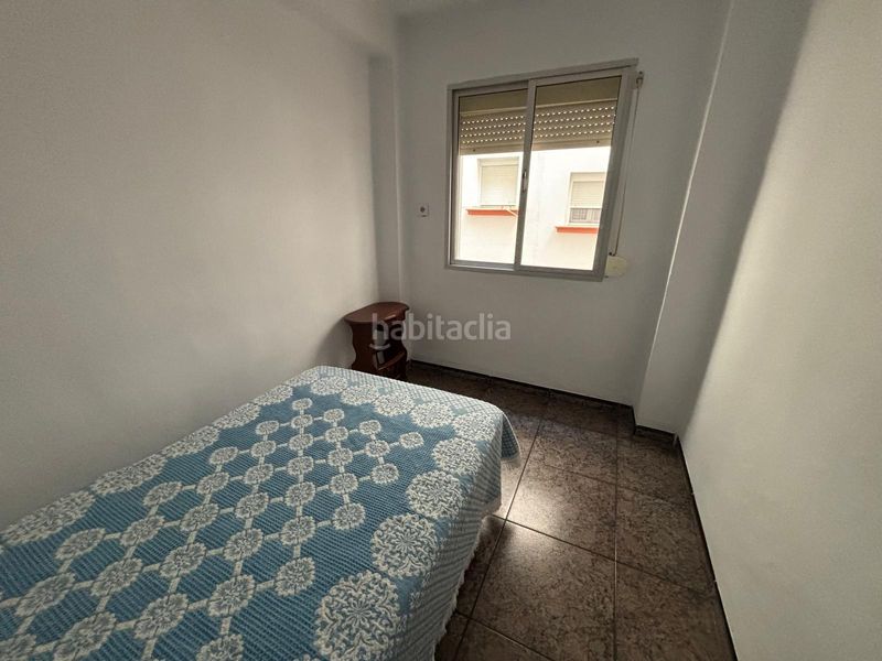 Foto d5f0c6f2-98e4-4ad0-82ef-3db9fb9b8b47. Pis a Paseo Marítimo - San José - La Laguna Cádiz