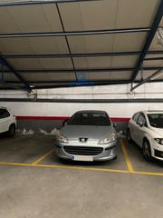 Parking voiture à Asdrúbal - Bahía Blanca