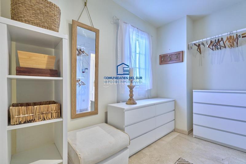 Foto 404ca9d8-3e93-420e-9185-13796d0387c6. Chalet with parking pool in Vistahermosa Puerto de Santa María (El)