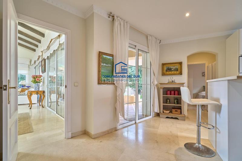 Foto 677af6f3-1dac-4fa7-ba59-bb7bbb5b9501. Chalet with parking pool in Vistahermosa Puerto de Santa María (El)