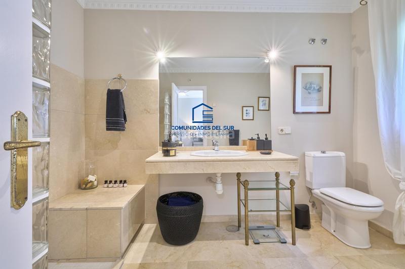 Foto 9431ca2b-0796-4c94-8408-928db98ba609. Chalet with parking pool in Vistahermosa Puerto de Santa María (El)