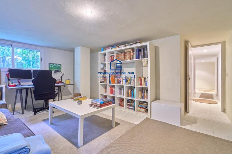 Foto bdbb370d-5d89-44f2-9dbb-506a81a6b50e. Chalet with parking pool in Vistahermosa Puerto de Santa María (El)