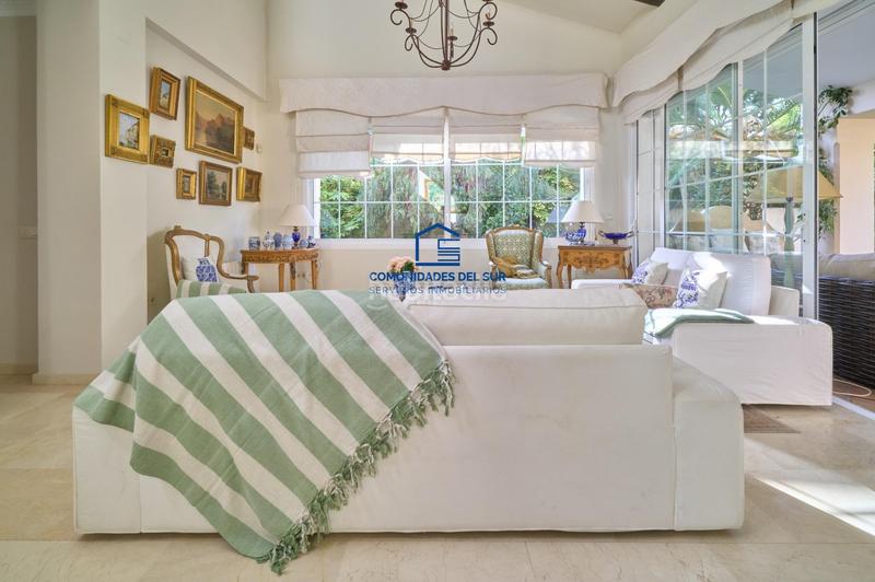 Foto c1eb26ad-1d0a-4b9a-b6d8-0770d8cd3e84. Chalet with parking pool in Vistahermosa Puerto de Santa María (El)