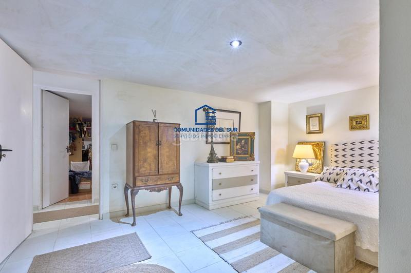 Foto feba5ce1-ef46-4fbe-8f21-cbb00384a785. Chalet with parking pool in Vistahermosa Puerto de Santa María (El)