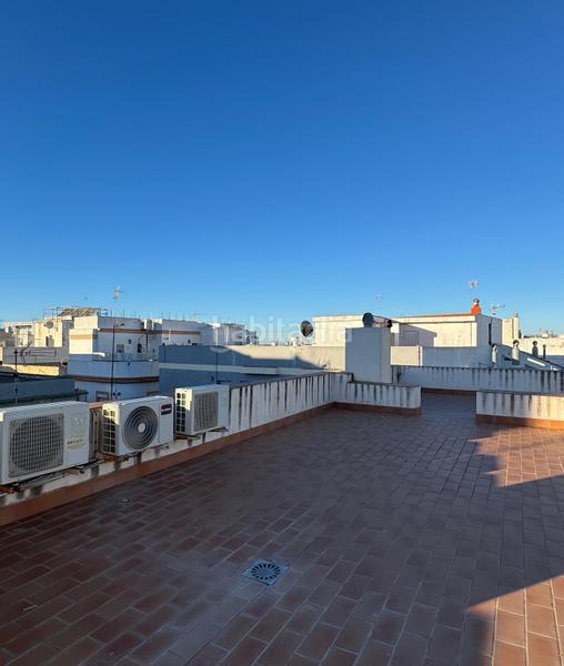 Foto f31716d1-3abc-413b-b1b8-52eea1bf5b00. Etagenwohnung mit heizung in El Pópulo - Santa María Cádiz