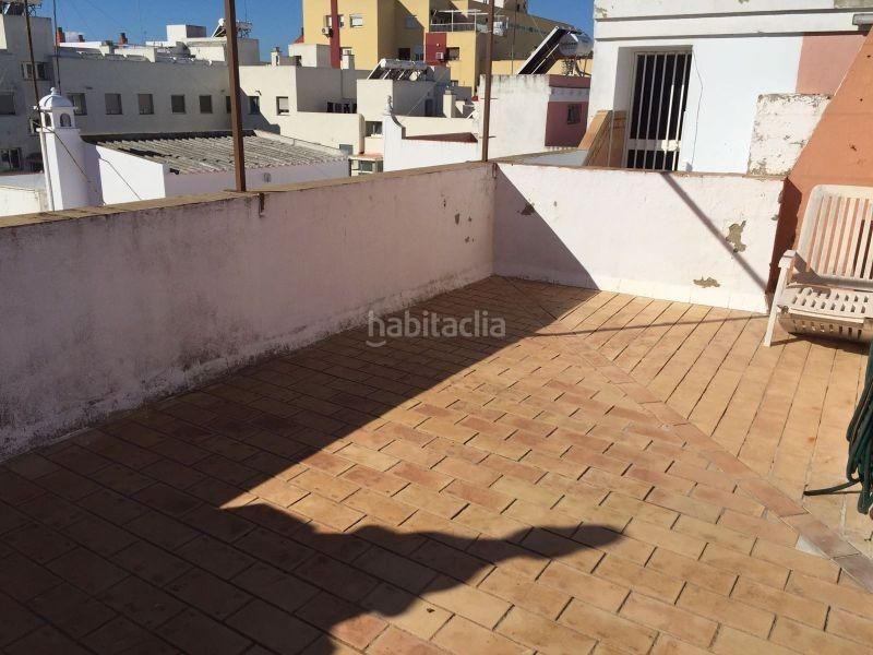 Foto 92bb55db-bbcc-4d2b-a32d-04218096c563. Casa adossada a Centro Puerto Real