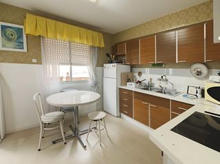 Appartement à Asdrúbal - Bahía Blanca. Gran oportunidad en san felipe neri  luz, espacio y muchísimas p