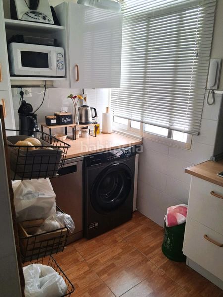 Foto b4789c01-032a-4c69-b81b-dcee3352fcaa. Pis a astilleros - la paz - loreto - el corte inglés Cádiz