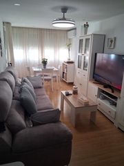 Flat in Astilleros - La Paz  - Loreto - El Corte Inglés. Amplio piso en venta en la zona de loreto