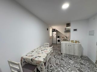 Monolocale in Núcleo urbano. Estudio reformado en el centro de chiclana, listo para entrar a