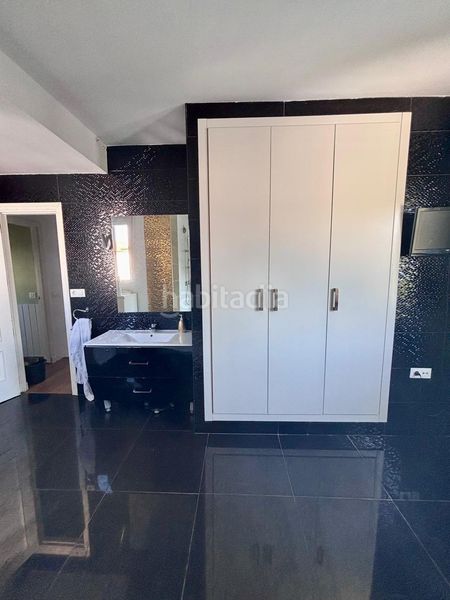Foto 507f3f99-df13-4893-add0-bd9e355d84d6. Casa adossada amb calefacció aparcament a Las Canteras Puerto Real