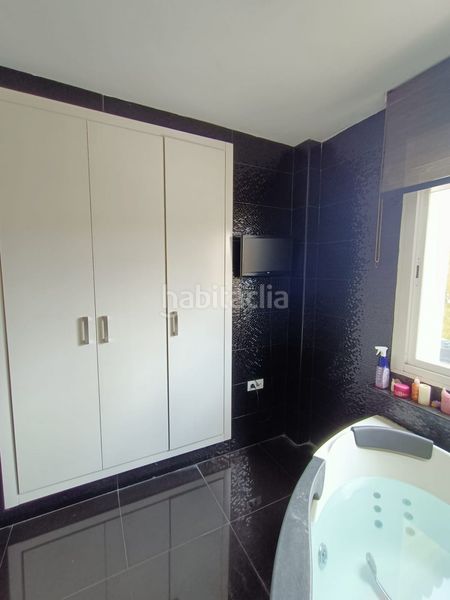 Foto 8019835c-ce1d-47d5-bd87-3e8d02fe79f1. Casa adossada amb calefacció aparcament a Las Canteras Puerto Real