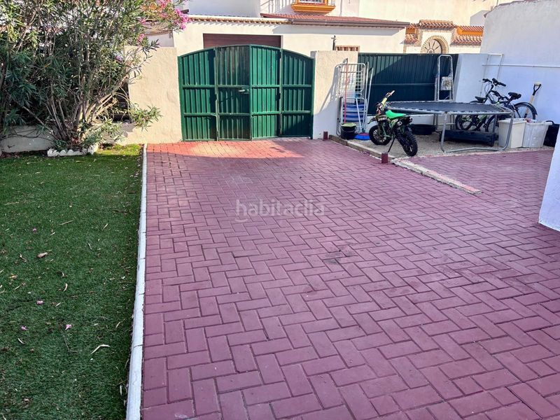 Foto f8e1450d-c6f3-4098-b5c6-f9bb6330d829. Casa adossada amb calefacció aparcament a Las Canteras Puerto Real