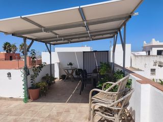 House in Centro. Vivienda del 2022, obra nueva, céntrica y con espacios exteriore