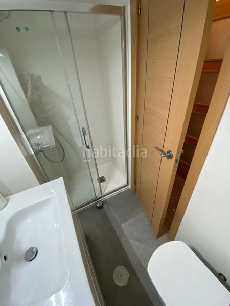 Foto cd16a6a6-8865-498e-a955-d988c59c16c4. Pis a Paseo Marítimo - San José - La Laguna Cádiz