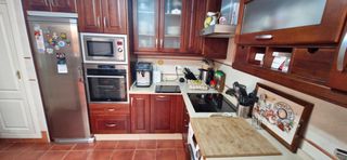 Casa a schiera in Casines. Adosado en venta en casines