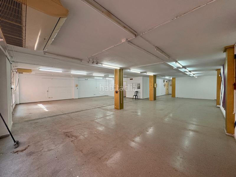 Foto d4505bbf-6aaf-42f7-bc5b-da52bd08caf2. Bâtiment à usage industriel dans Centre Hospitalet de Llobregat (L´)