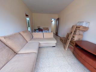Appartement  Passeig de montjuïc. Piso de 3 habitaciones a reformar.