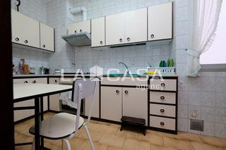 Appartement à Porta. Oportunidad inmejorable en arnau de oms, piso exterior con 2 bal