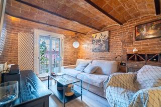Pis a Dreta de l´Eixample. La casa agency presenta