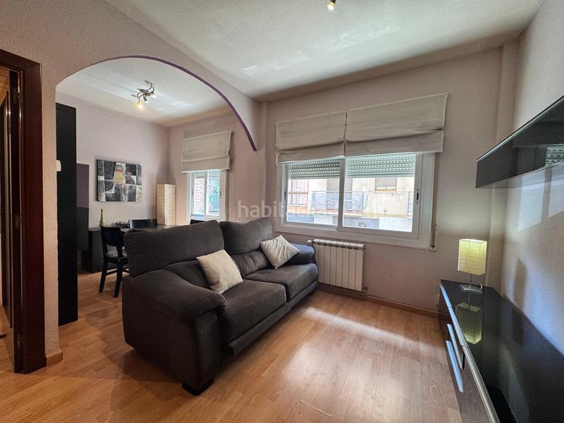 Foto 64b18dde-f040-4358-a0e3-9aa26a29a332. Piso  carrer de trinxant, en El Camp de l´Arpa del Clot Barcelona